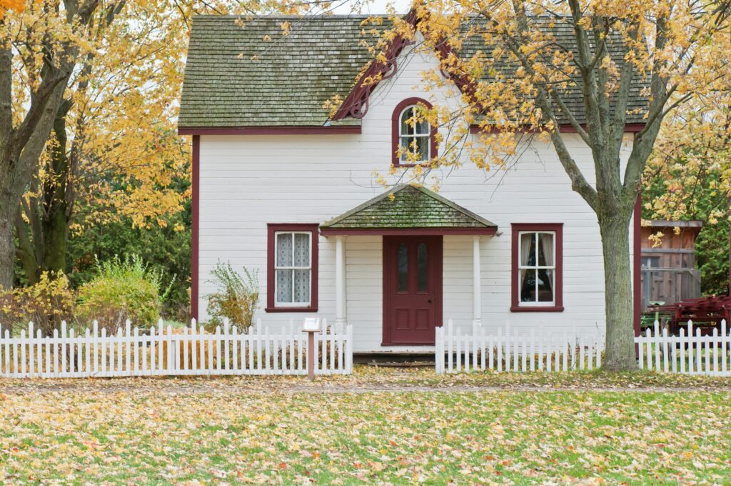 minnesota home in fall